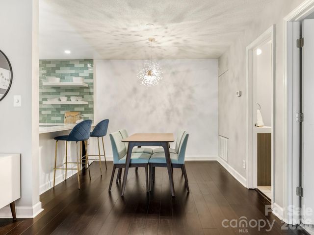 1612 Sharon Road W 68, Charlotte, NC 28210