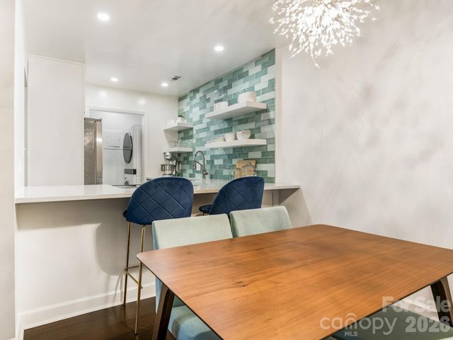 1612 Sharon Road W 68, Charlotte, NC 28210