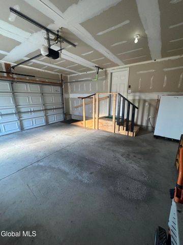 31 Saratoga Street, Hoosick Falls, NY 12090