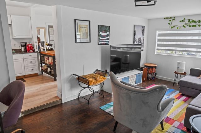 5829 Hayes Street, Hollywood, FL 33021