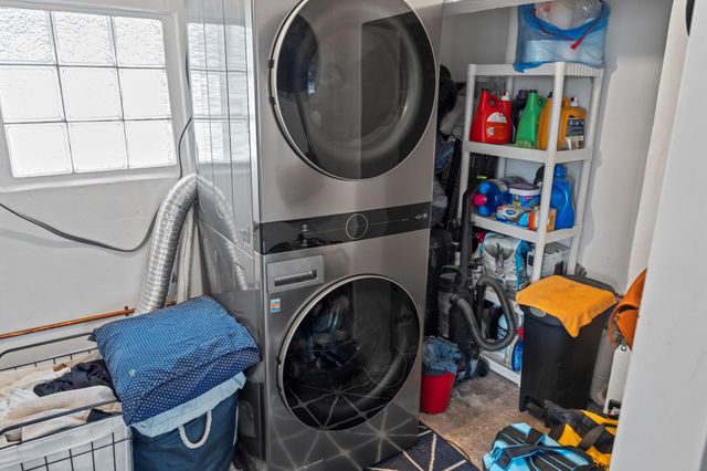 5829 Hayes Street, Hollywood, FL 33021