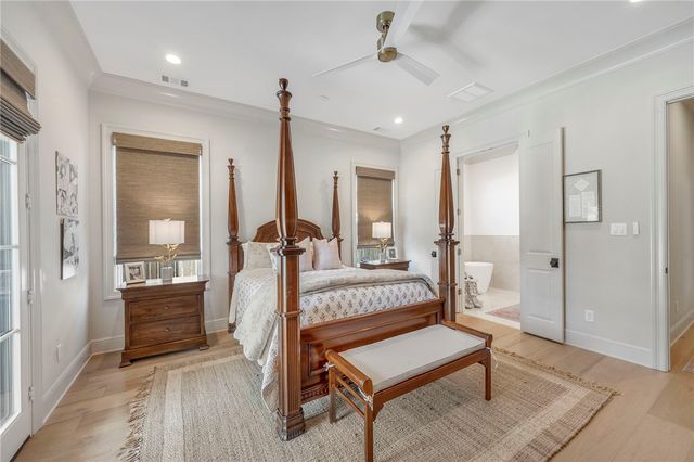 300 Timber Street, College Station, TX 77840