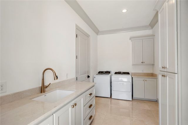 300 Timber Street, College Station, TX 77840