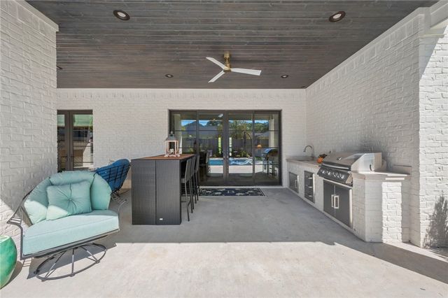 300 Timber Street, College Station, TX 77840