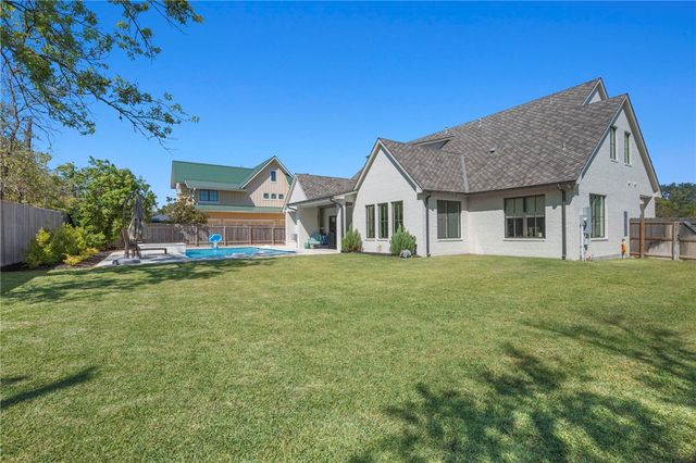 300 Timber Street, College Station, TX 77840