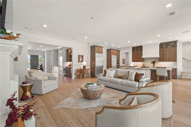 300 Timber Street, College Station, TX 77840