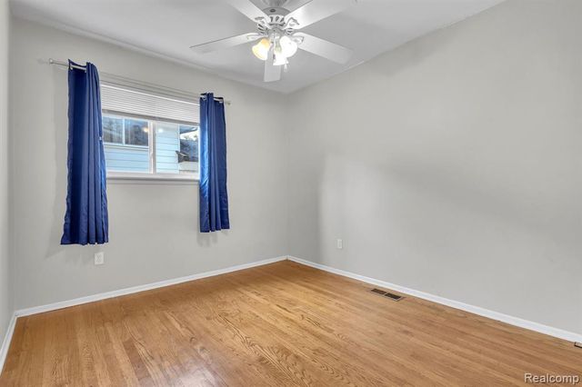 23520 Brandywynne Street, Southfield, MI 48033