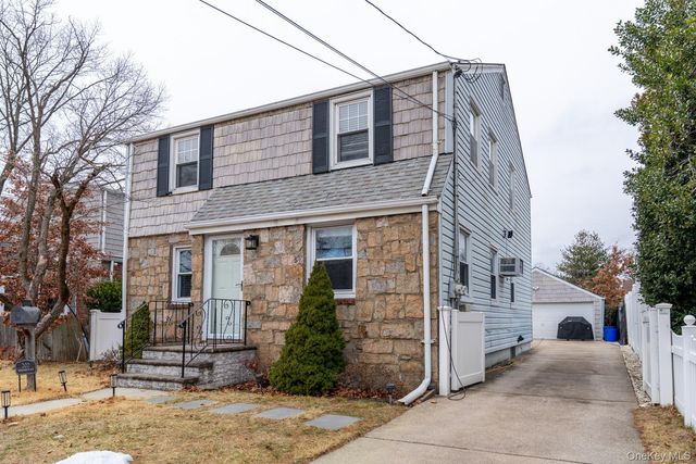 202 Emerson Place, Valley Stream, NY 11580