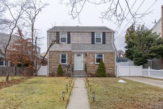 202 Emerson Place, Valley Stream, NY 11580