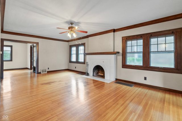 5143 E Pleasant Run Parkway South Drive, Indianapolis, IN 46219