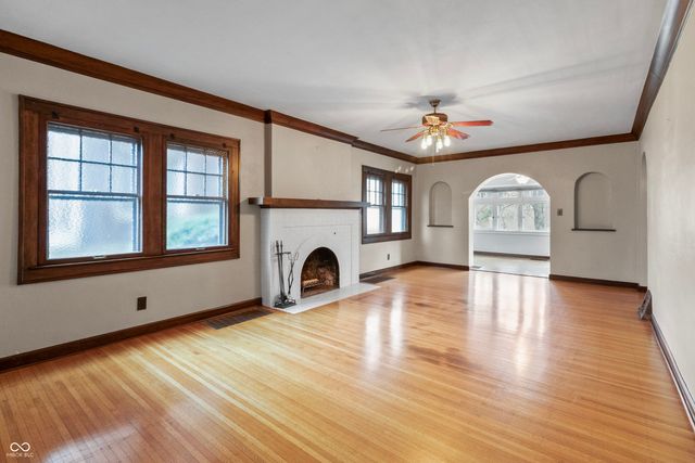 5143 E Pleasant Run Parkway South Drive, Indianapolis, IN 46219