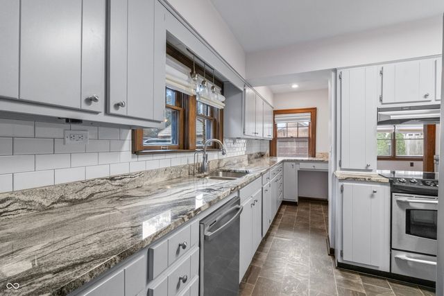 5143 E Pleasant Run Parkway South Drive, Indianapolis, IN 46219