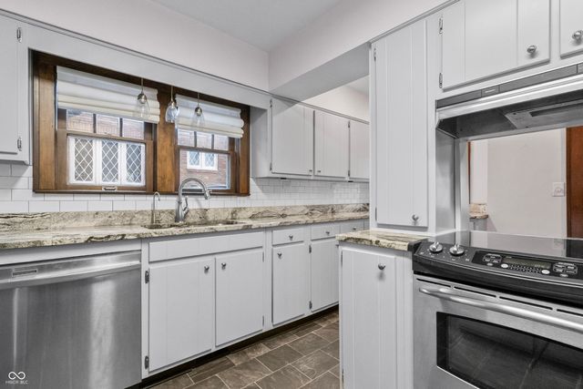 5143 E Pleasant Run Parkway South Drive, Indianapolis, IN 46219