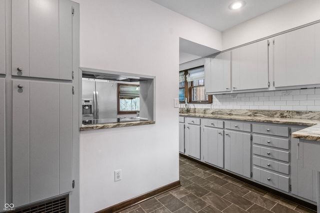 5143 E Pleasant Run Parkway South Drive, Indianapolis, IN 46219