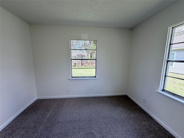 404 Elaine Street, La Marque, TX 77568