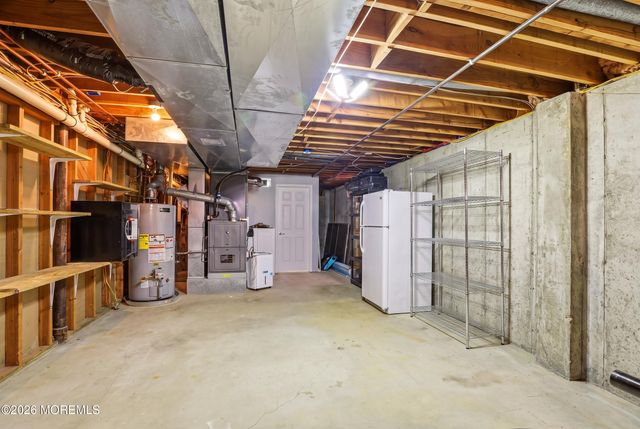 1974 Country Trce, Toms River, NJ 08753
