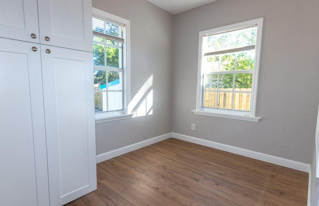 823 SE 3rd Avenue, Delray Beach, FL 33483