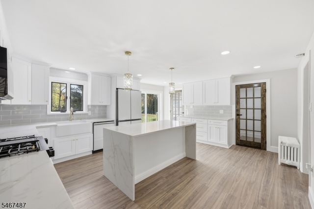 125 Milton Rd, Jefferson Twp., NJ 07438