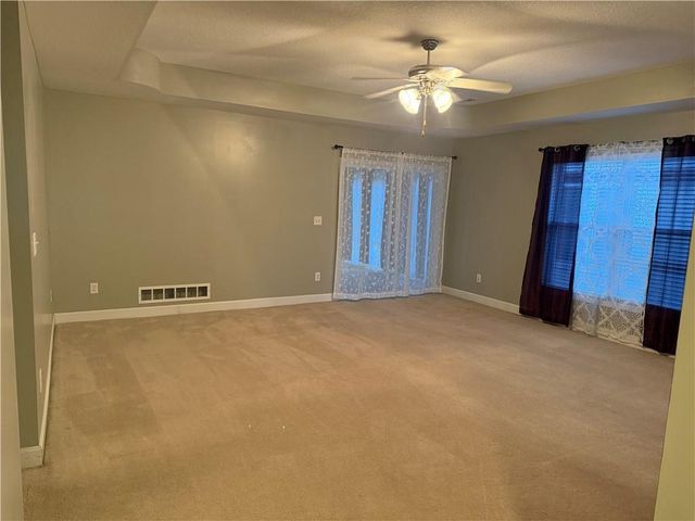 905 MERCURY Way, Raymore, MO 64083