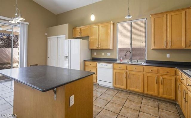 10128 Cypress Glen Avenue, Las Vegas, NV 89134