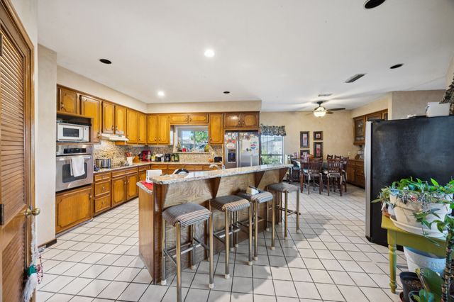 832 Villa Siete, Mesquite, TX 75181