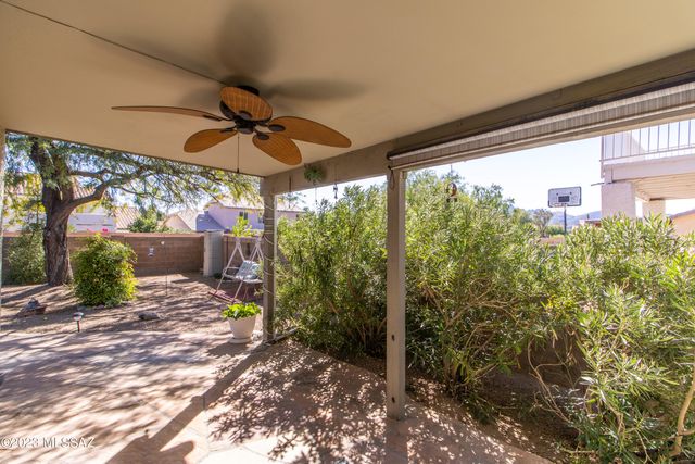 7753 W Oak Stream Road, Tucson, AZ 85743