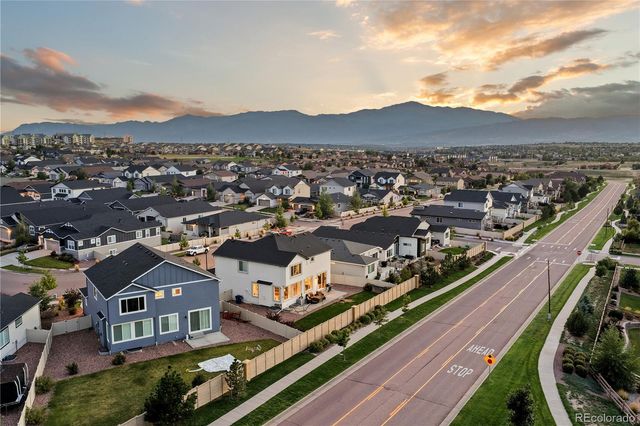 6538 Cumbre Vista Way, Colorado Springs, CO 80924