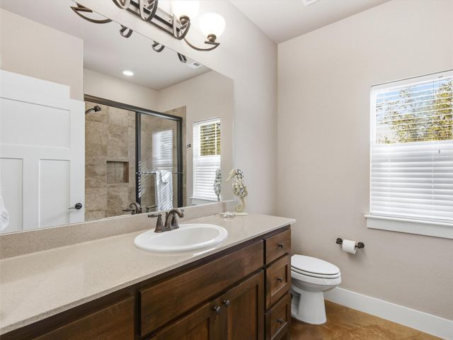 138 Wood Hollow CT, Bastrop, TX 78602