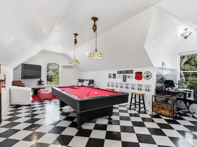 138 Wood Hollow CT, Bastrop, TX 78602