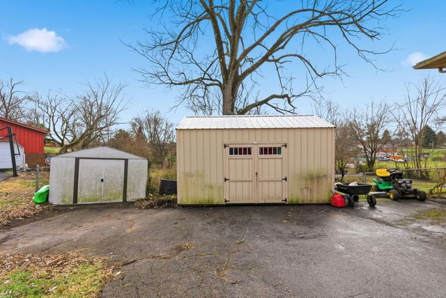 545 Aztec Trail, Frankfort, KY 40601