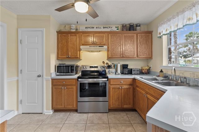 1101 Montclair Drive, Hinesville, GA 31313