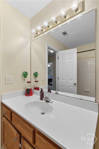 1101 Montclair Drive, Hinesville, GA 31313