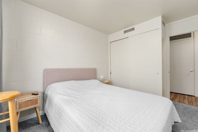 445 Kaiolu Street 212, Honolulu, HI 96815