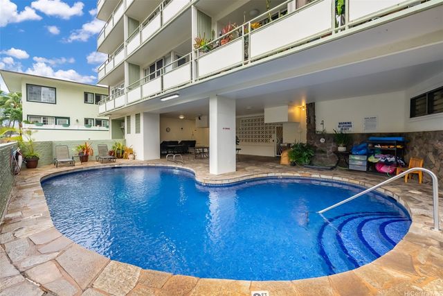 445 Kaiolu Street 212, Honolulu, HI 96815
