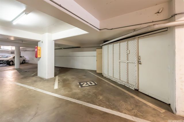 445 Kaiolu Street 212, Honolulu, HI 96815