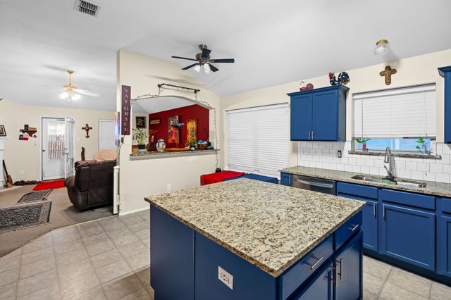 3709 Renzel Boulevard, Fort Worth, TX 76116