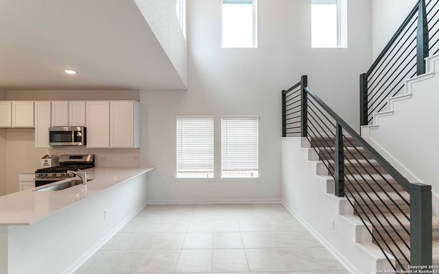 8429 Sharpies Canyon, San Antonio, TX 78222