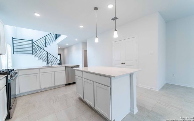 8429 Sharpies Canyon, San Antonio, TX 78222