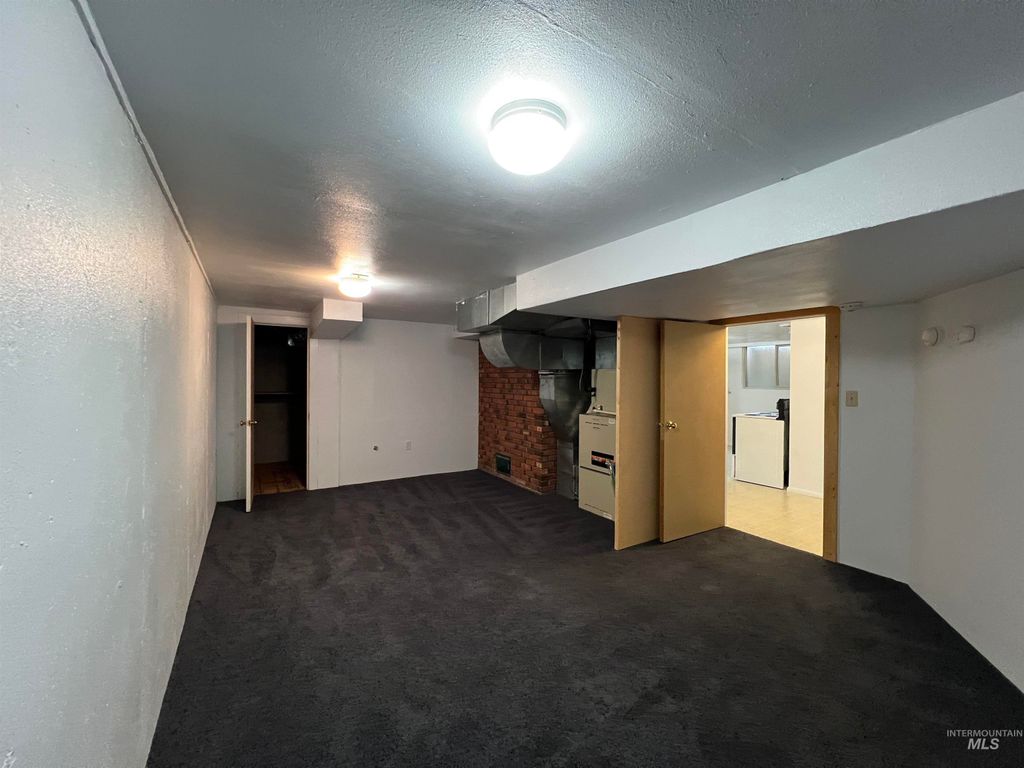 2405 Sunset #2, Ontario, OR 97914 photo 11