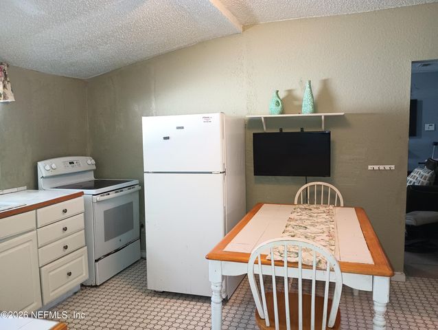 6136 BAGLEY Road, Jacksonville, FL 32209