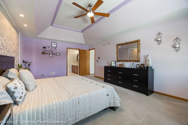 15022 S Woodcrest Avenue, Homer Glen, IL 60491