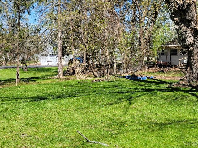3182 Cold Springs Road, Lysander, NY 13027