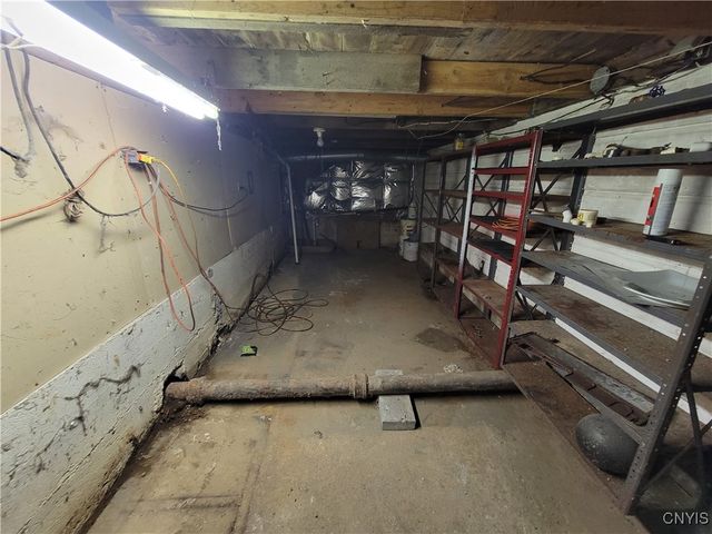3182 Cold Springs Road, Lysander, NY 13027