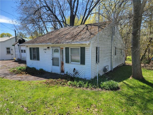 3182 Cold Springs Road, Lysander, NY 13027