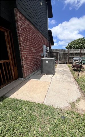 9529 Lovebird St, Corpus Christi, TX 78418