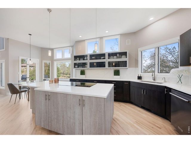 557 E Gill Way, Superior, CO 80027