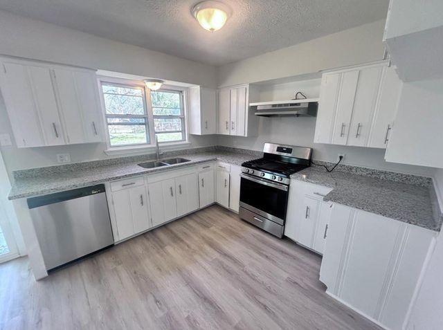 5901 Bretshire Drive, Houston, TX 77016