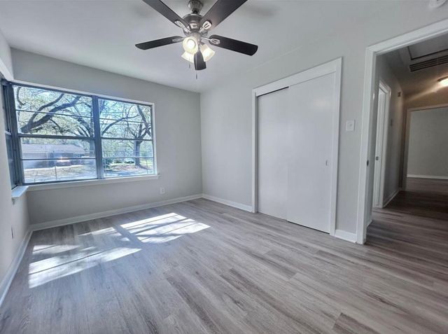 5901 Bretshire Drive, Houston, TX 77016