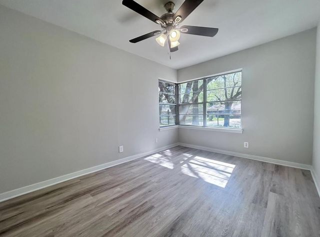 5901 Bretshire Drive, Houston, TX 77016