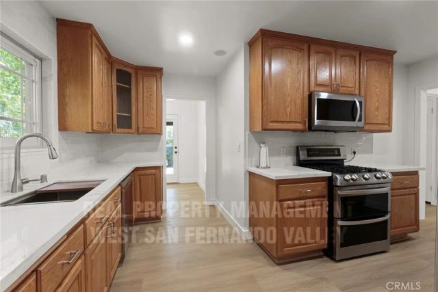 12920 Aetna St., Van Nuys, CA 91401
